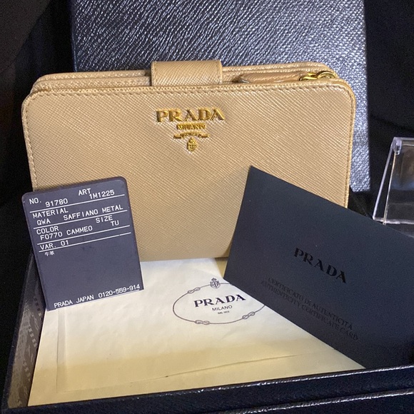 Prada Saffiano Compact Wallet W/Box and Authenticity Card - Picture 12 of 12
